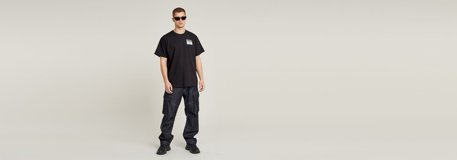 lockeres t-shirt mit barcode-rückengrafik