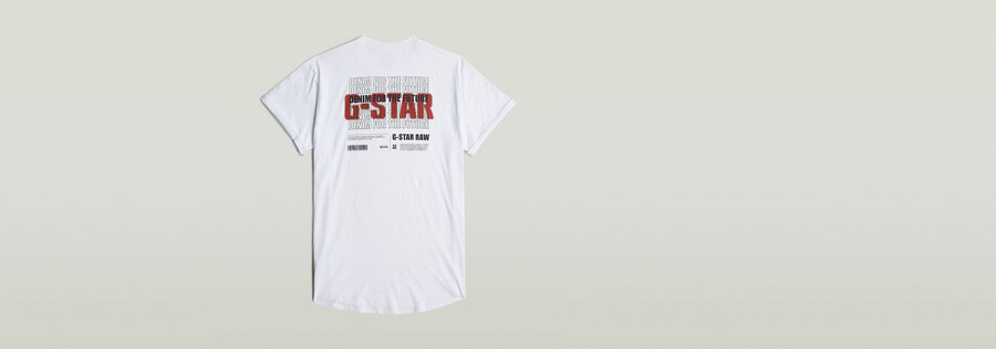 t-shirt mit grafik auf dem rücken