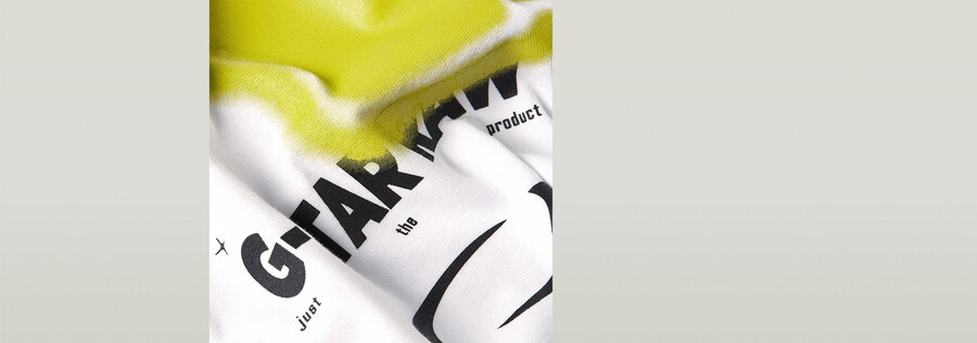 locker geschnittenes t-shirt mit rückengrafik