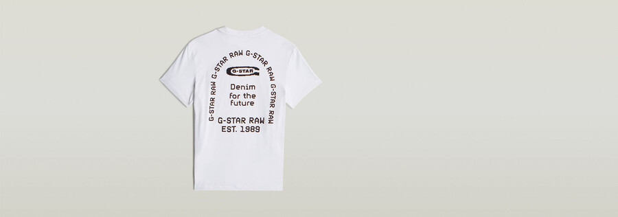 t-shirt mit rückengrafikbogen