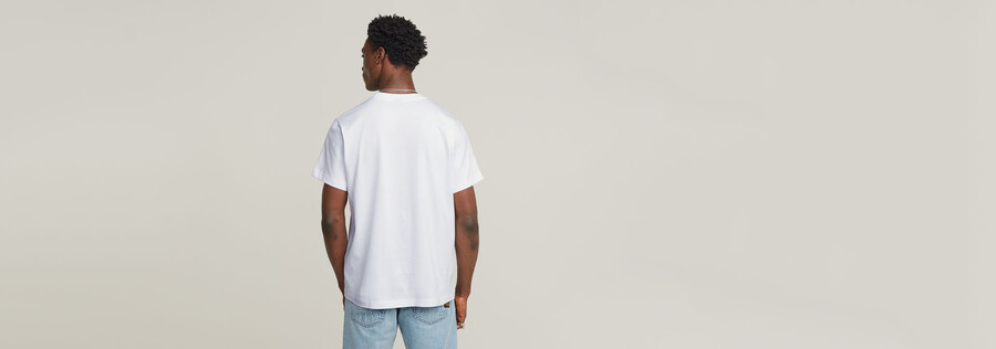 locker geschnittenes outdoor-t-shirt mit gewebter tasche