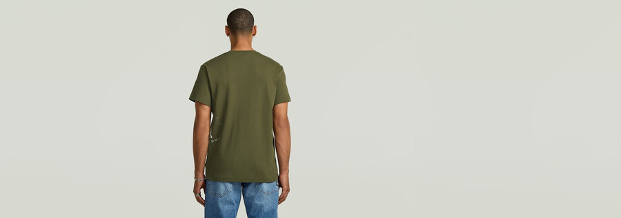 besprühtes t-shirt