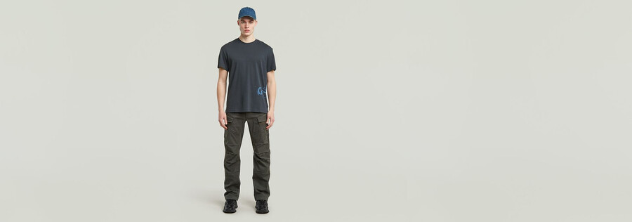 t-shirt mit sprühgrafik