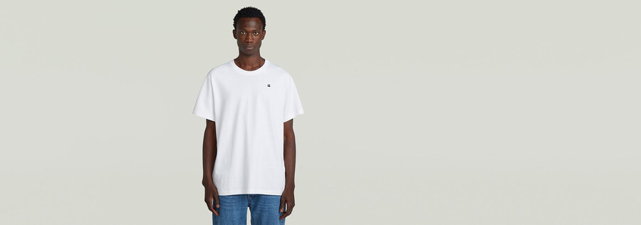 lockeres t-shirt mit fotodruck auf der rückseite