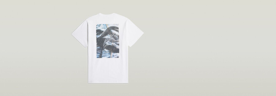 lockeres t-shirt mit fotodruck auf der rückseite