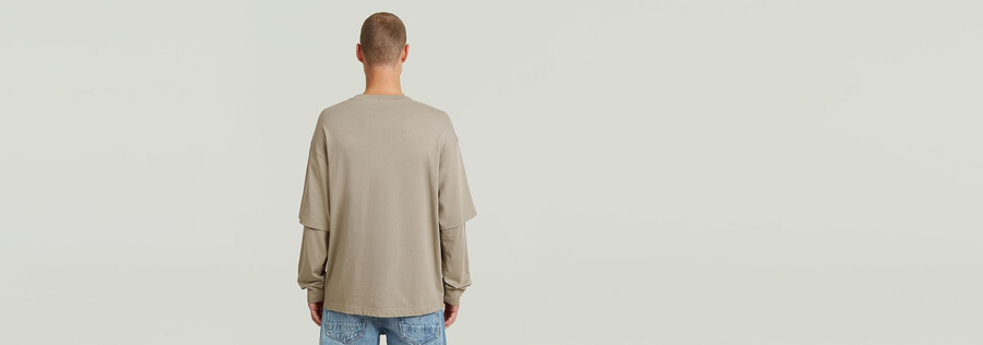 lockeres t-shirt mit doppelten Ärmeln