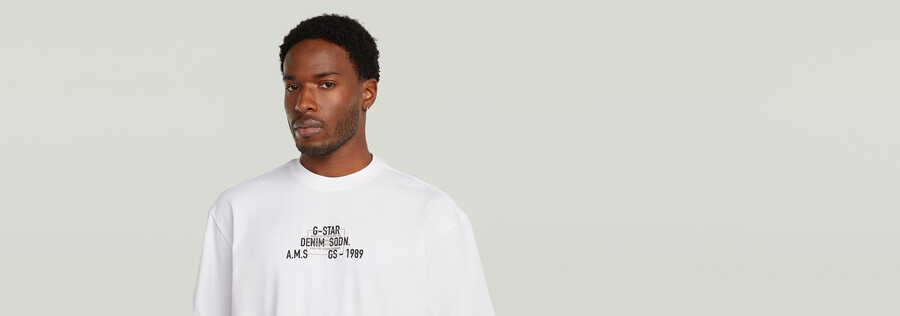 mehrfarbiges grafik-t-shirt mit lässigem schnitt