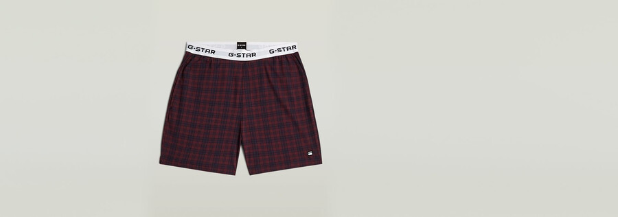 pyjama-set aus t-shirt und shorts