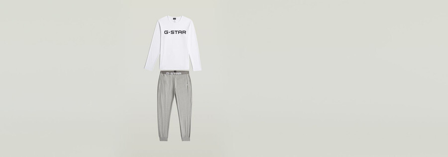 pyjama-set aus t-shirt und hose