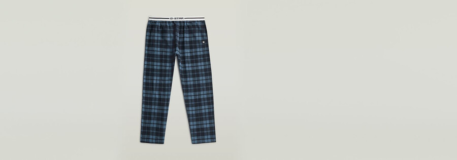 pyjama-set aus t-shirt und hose
